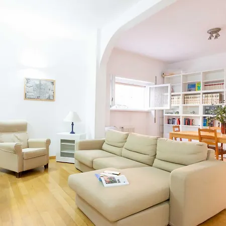 Apartmán Casa Emiliani Ospedale San Camillo - Cale 09 *